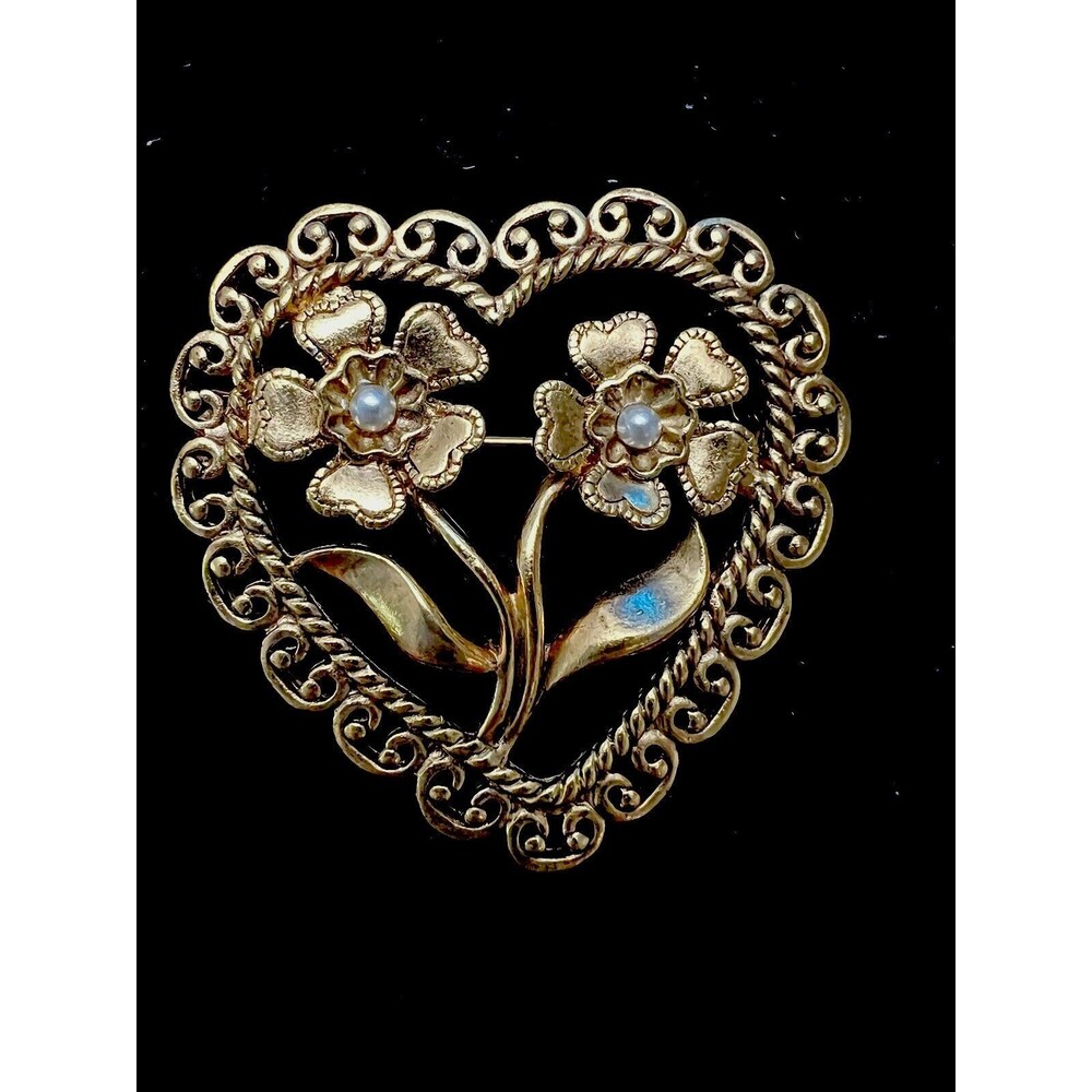 Vintage Gold Tone Heart Flower Brooch Faux Pearl Filigree Openwork Pin